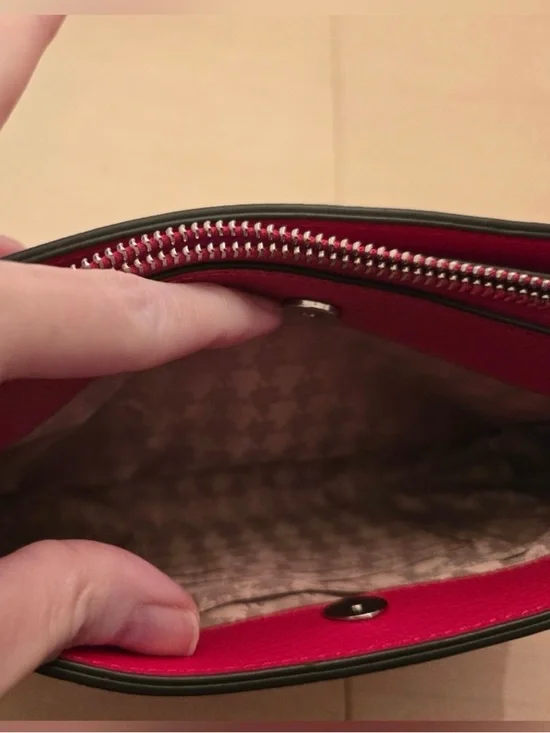 Karl Lagerfeld Paris French Rose Crossbody Clutch Bag Paris Pins Wristlet NWT - Picture 10 of 12